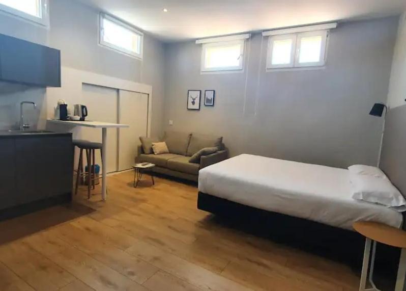 Real Segovia Apartments By Recordis Hotels Phòng bức ảnh